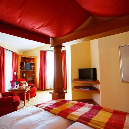 Burg & Gaestehaus By Schwarzenstein 가이젠하임