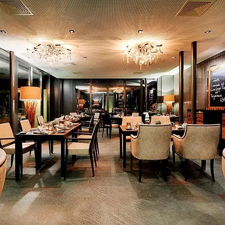 Burg & Gaestehaus By Schwarzenstein